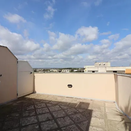 La Casa Di Wanda A Con Terrazza Tatil Evi *